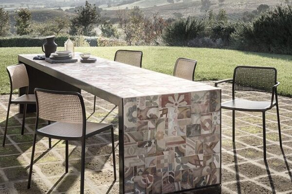 SILLA DE DISEÑO OUTDOOR DE POLIPROPILENO Y ALUMINIO 39 - 1077